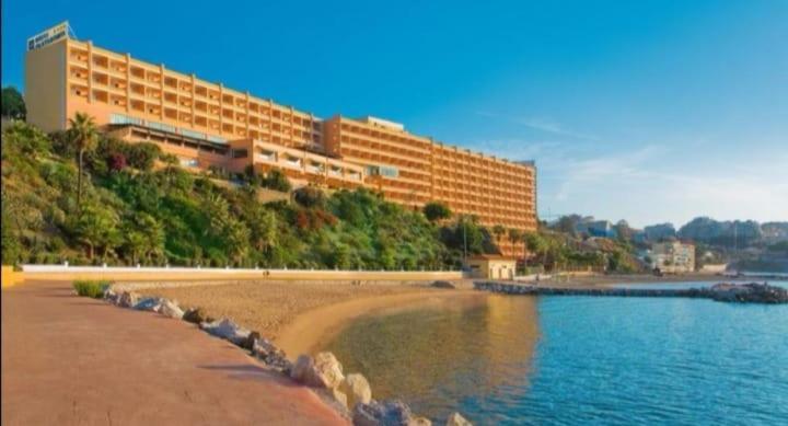 Espectacular Apartamento En Primera Linea De Playa Беналмадена Екстериор снимка
