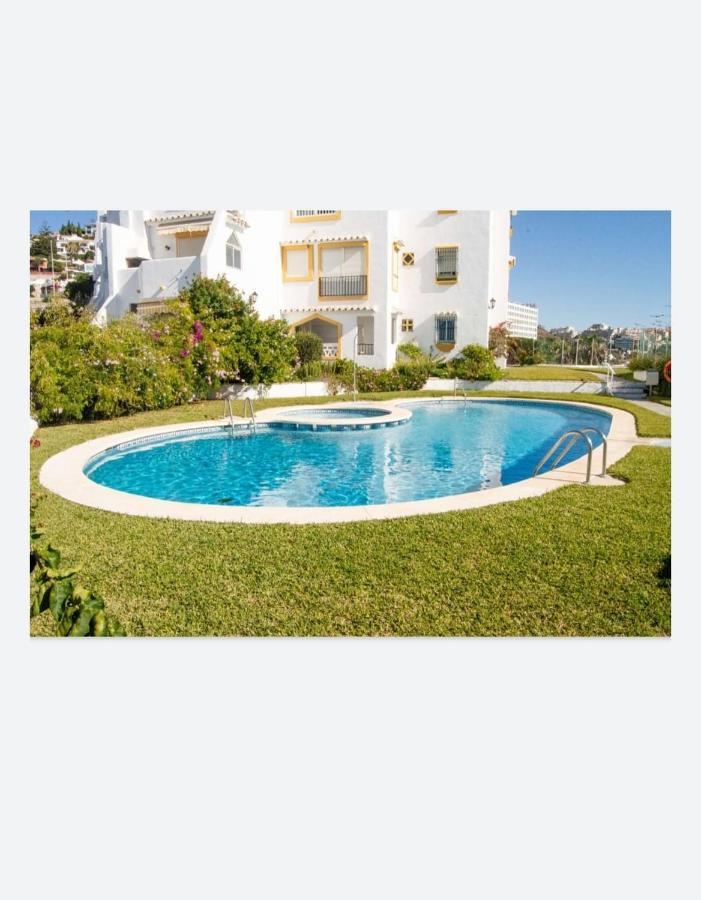 Espectacular Apartamento En Primera Linea De Playa Беналмадена Екстериор снимка