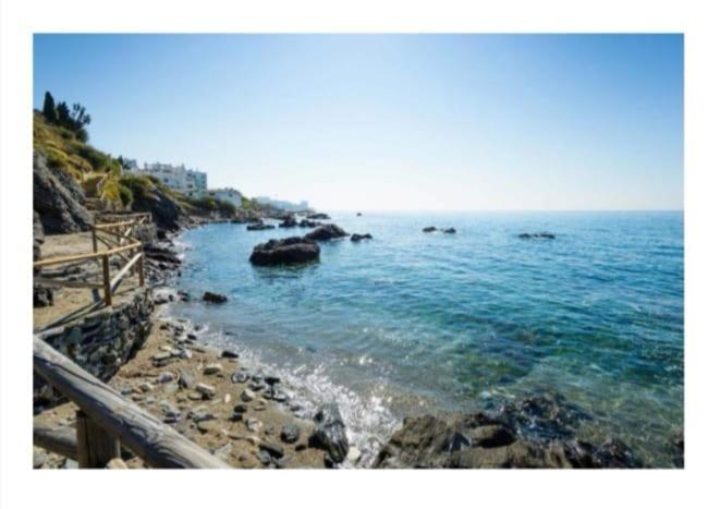 Espectacular Apartamento En Primera Linea De Playa Беналмадена Екстериор снимка